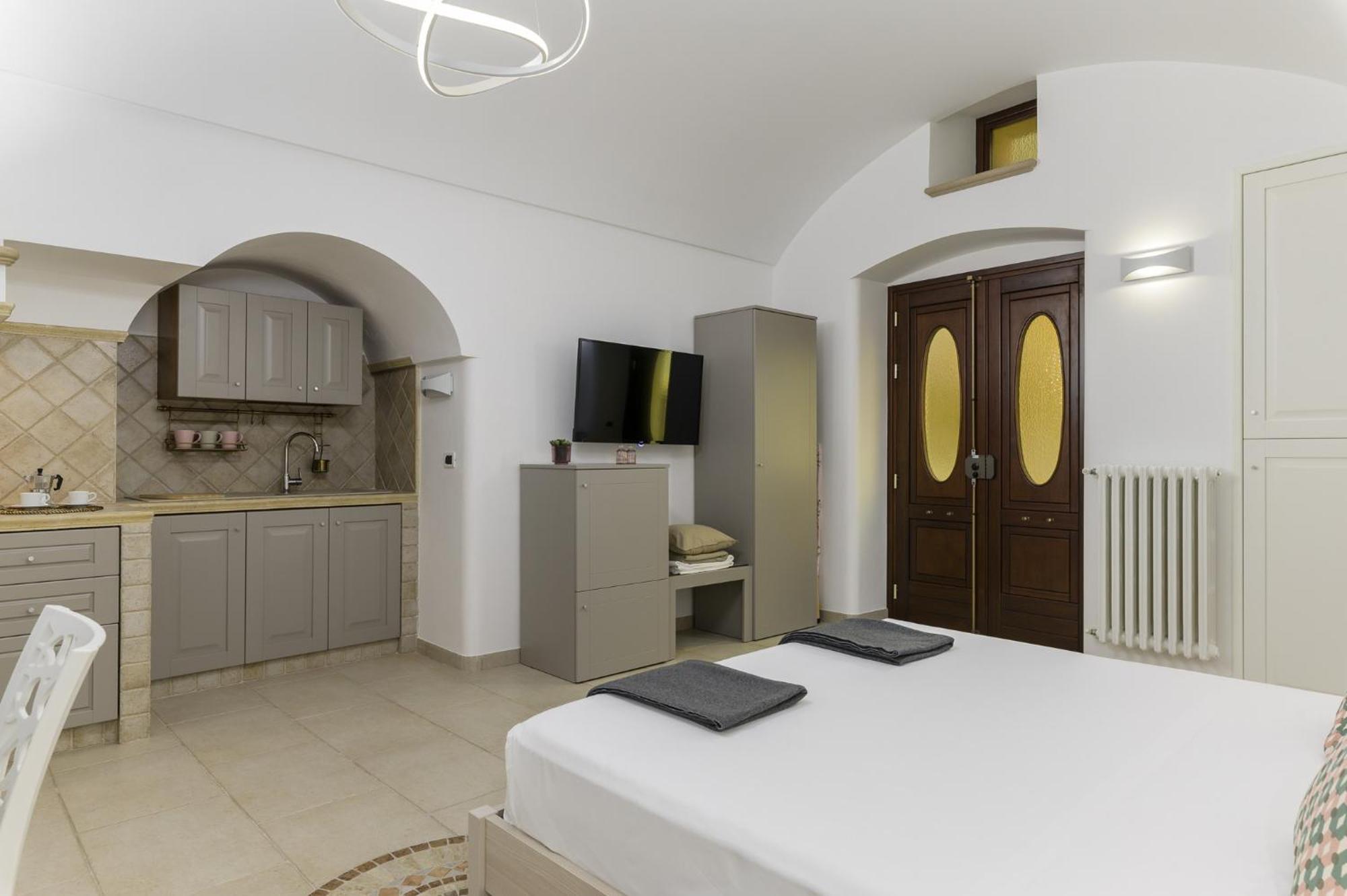 Sant'Oronzo View Apartment By Wonderful Italy Ostuni Luaran gambar