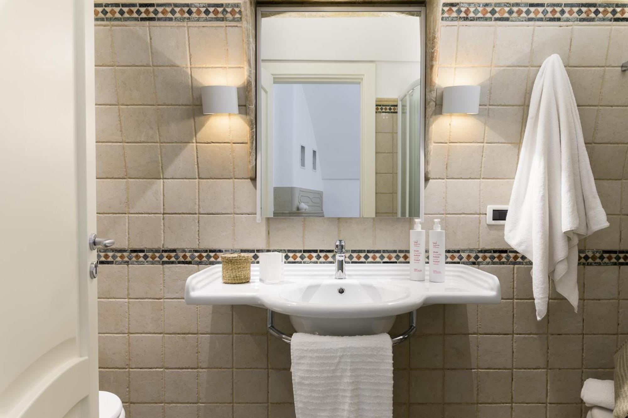 Sant'Oronzo View Apartment By Wonderful Italy Ostuni Luaran gambar